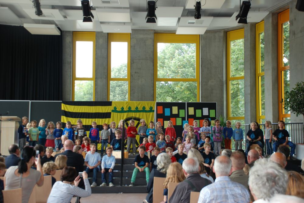 Eroeffnungsfeier_Schulzentrum_10