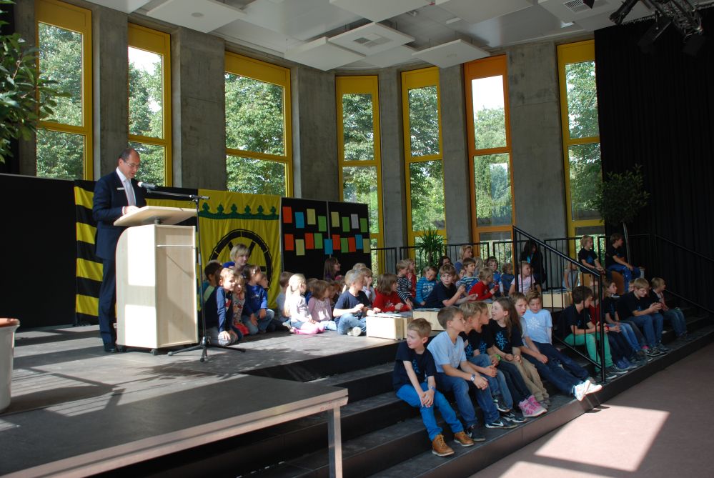 Eroeffnungsfeier_Schulzentrum_11