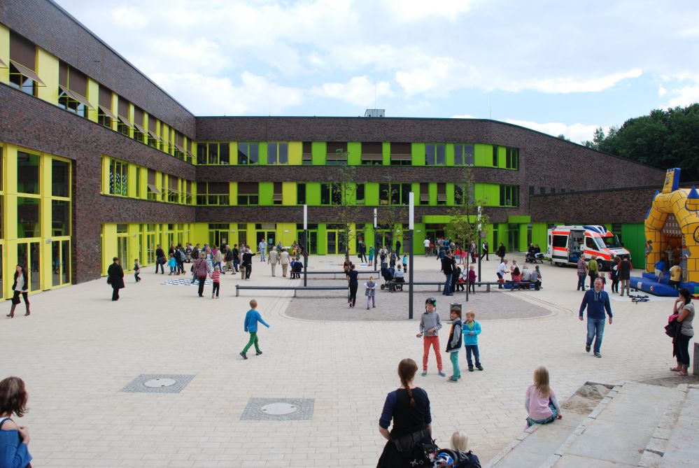 Eroeffnungsfeier_Schulzentrum_13